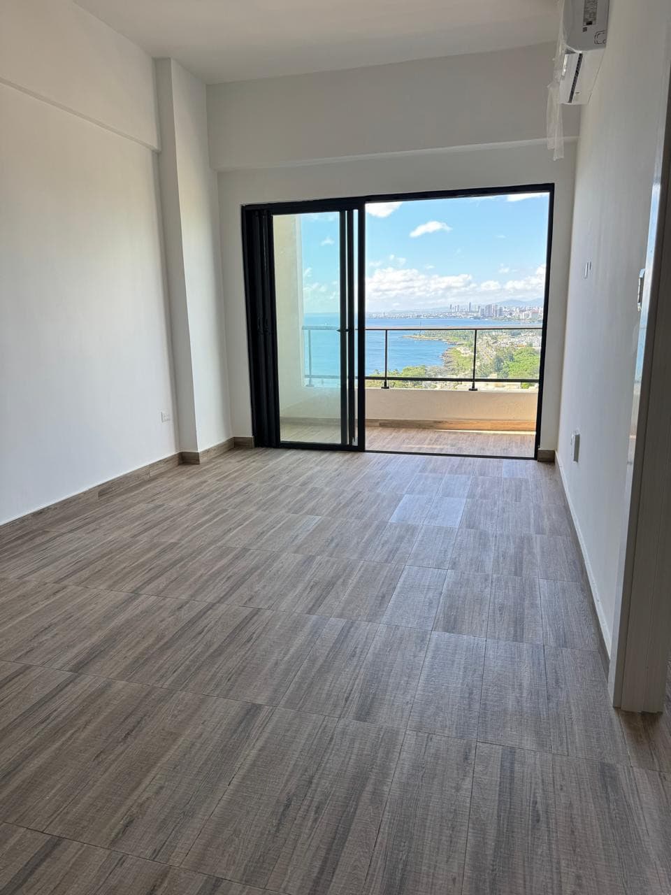 Apartamento 1 habitacion en la Avenida España en Venta - foto 1