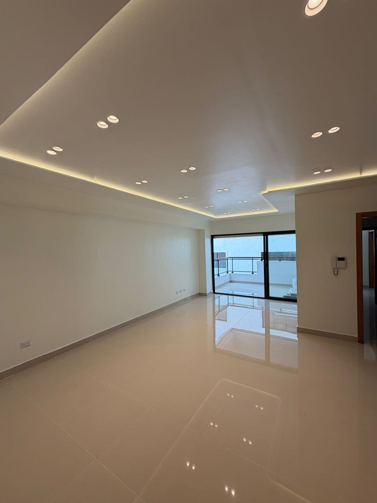 Apartamento nuevo en Alquiler en Serralles - foto 1