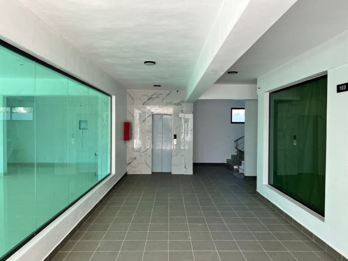 Locales Comercial en Alquiler y Venta, en Alma Rosa II. - foto 1