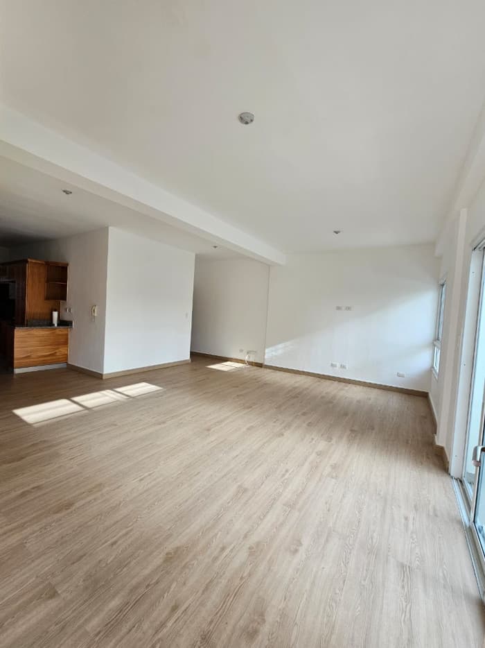 Apartamento en alquiler de 3 Habitaciones en el Millón  - foto 1