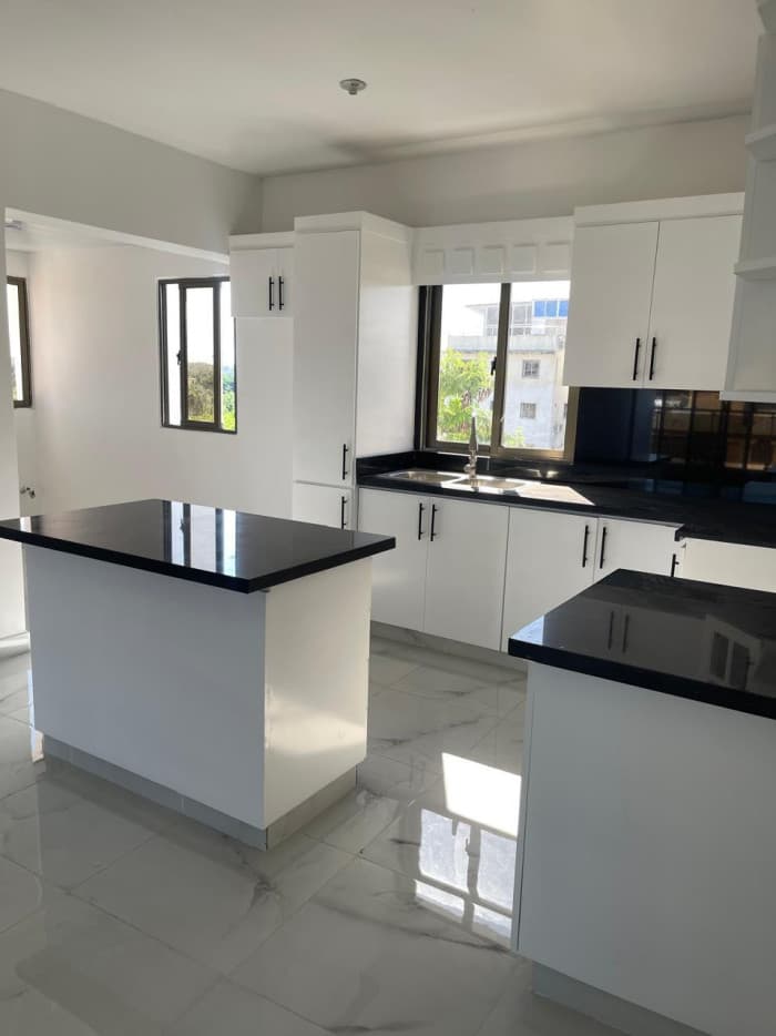 Apartamento en Venta en la Jacobo Majluta  - foto 2