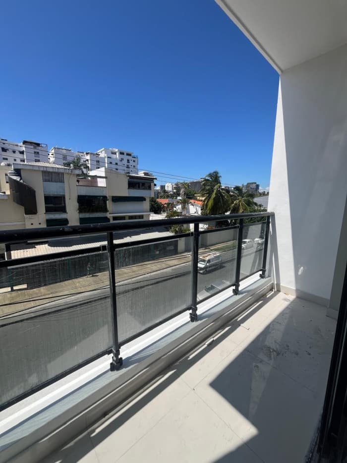 Apartamento en venta en Gazcue de 3 habitaciones - foto 2