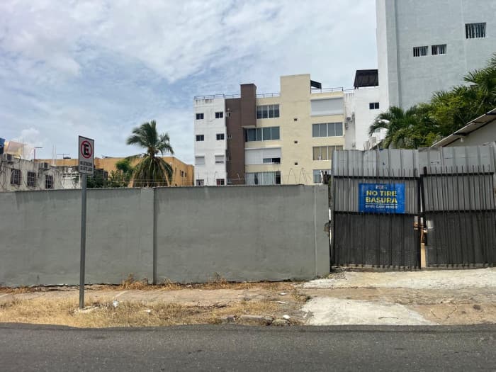 Terreno en Venta en la Carmen Mendoza de Corniel  - foto 2