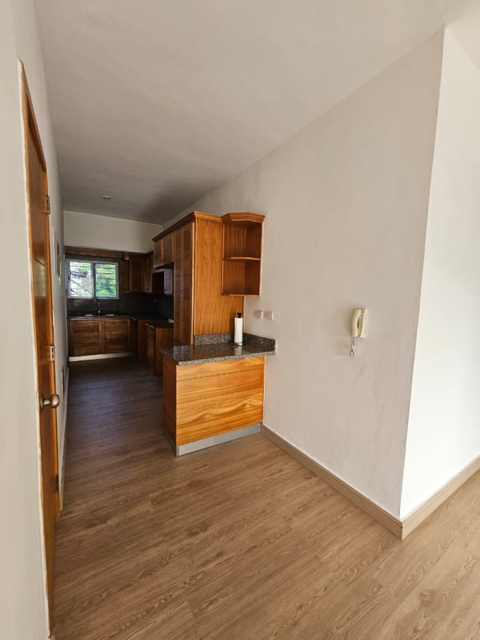 Apartamento en alquiler de 3 Habitaciones en el Millón  - foto 3