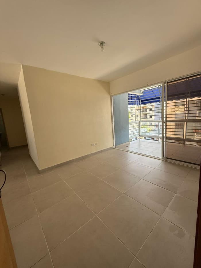 Apartamento en venta en El Almirante Santo Domingo Este - foto 2