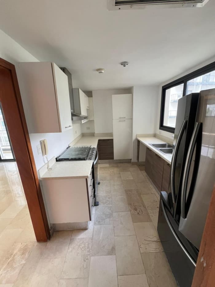 Apartamento en Venta en Naco 3 habitaciones  - foto 4
