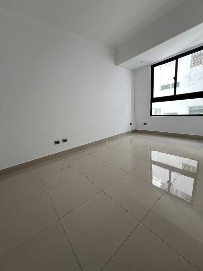 Apartamento en Venta en Renacimiento, Santo Domingo - foto 2