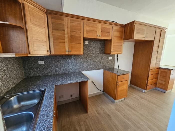 Apartamento en alquiler de 3 Habitaciones en el Millón  - foto 4