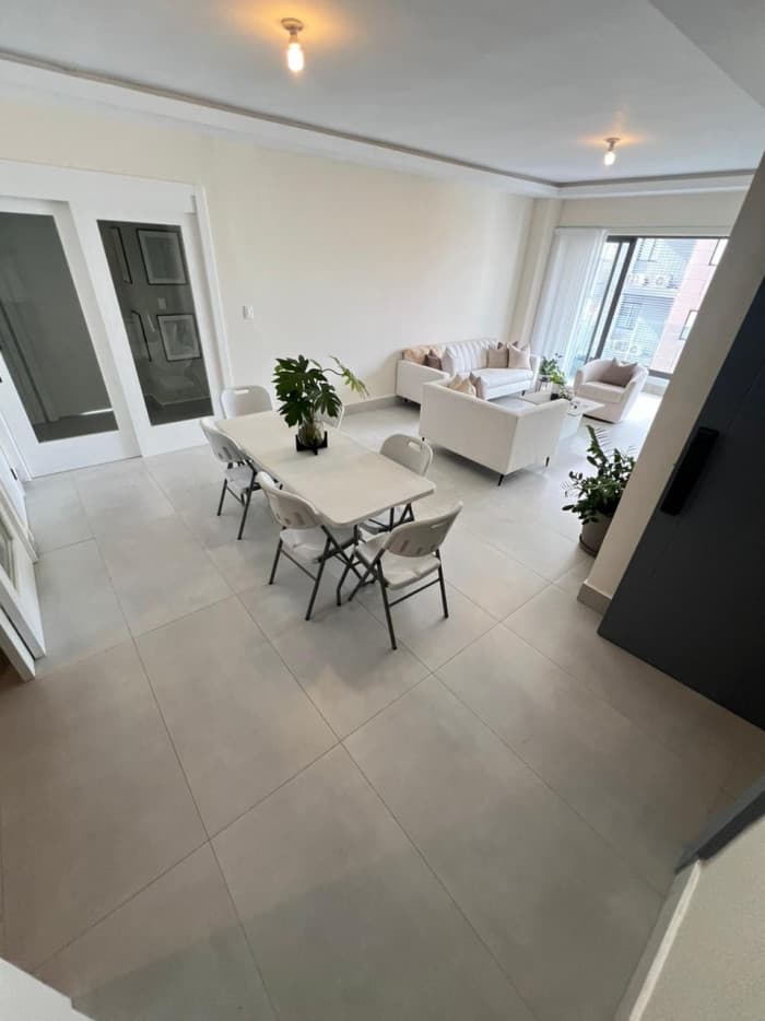 Apartamento en Venta en Evaristo Morales, Santo Domingo - foto 4