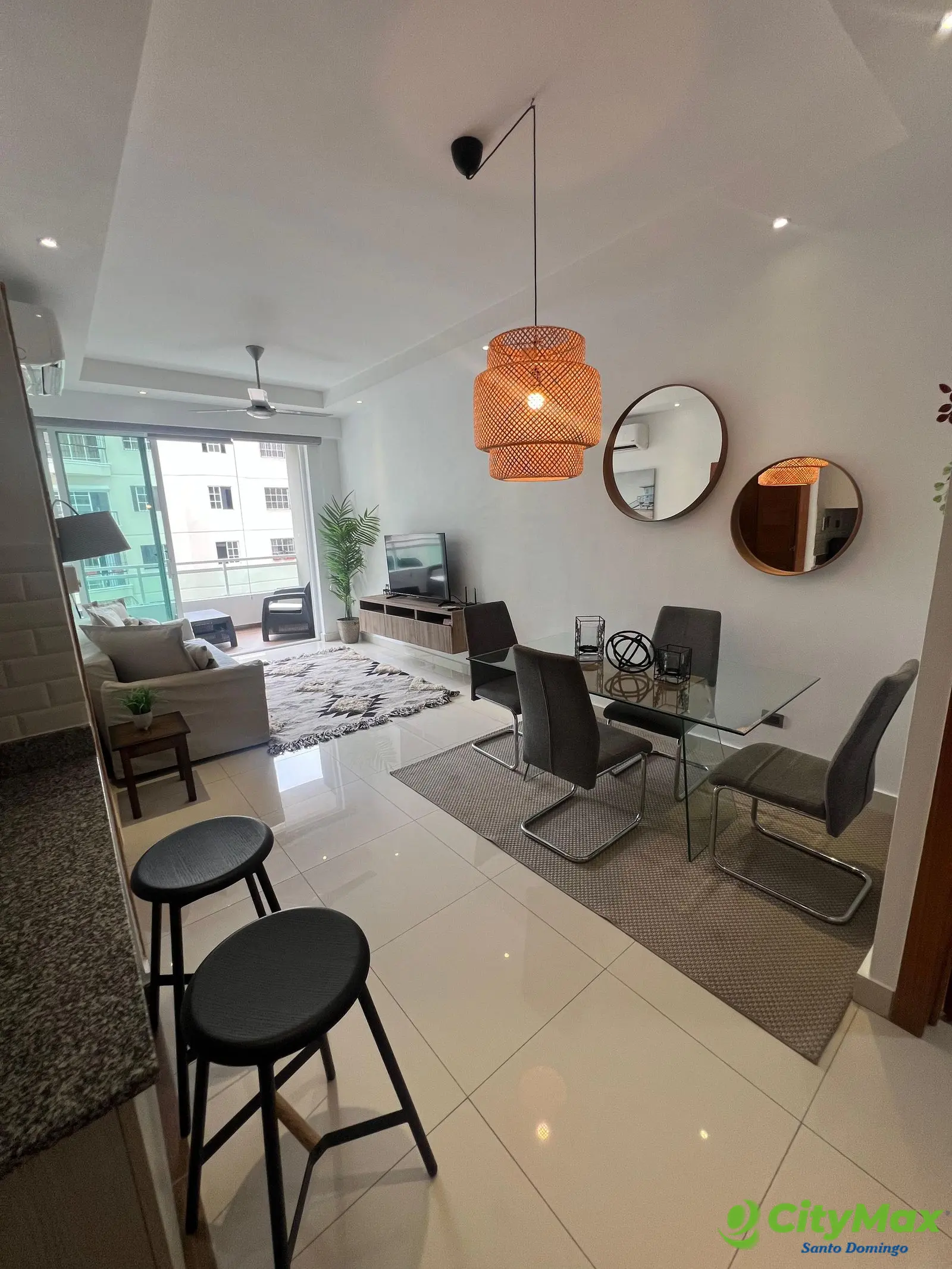 Apartamento amueblado en venta en Bella Vista - foto 1