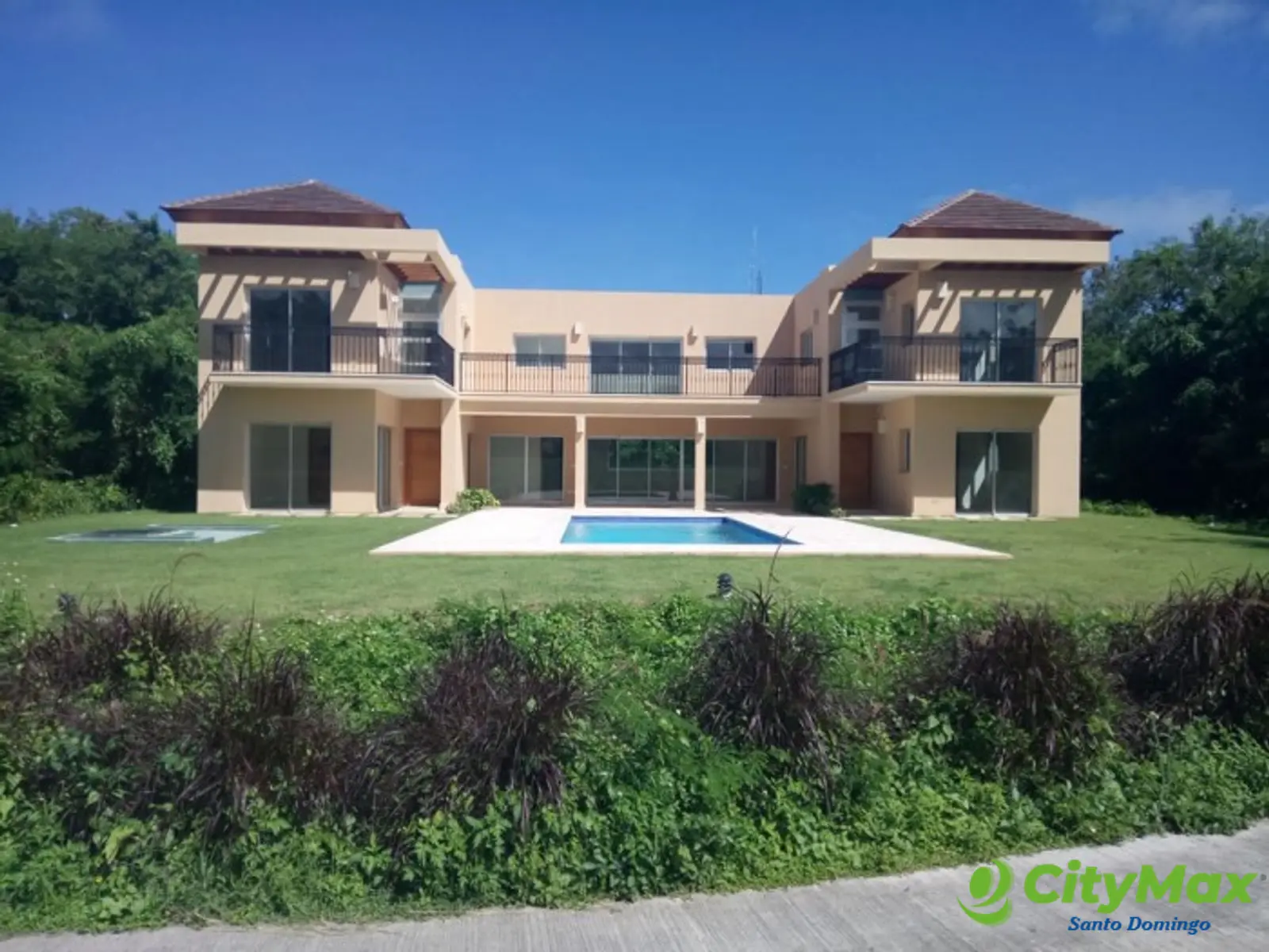 Villa en venta en Bávaro Punta Cana lista para estrenar - foto 1