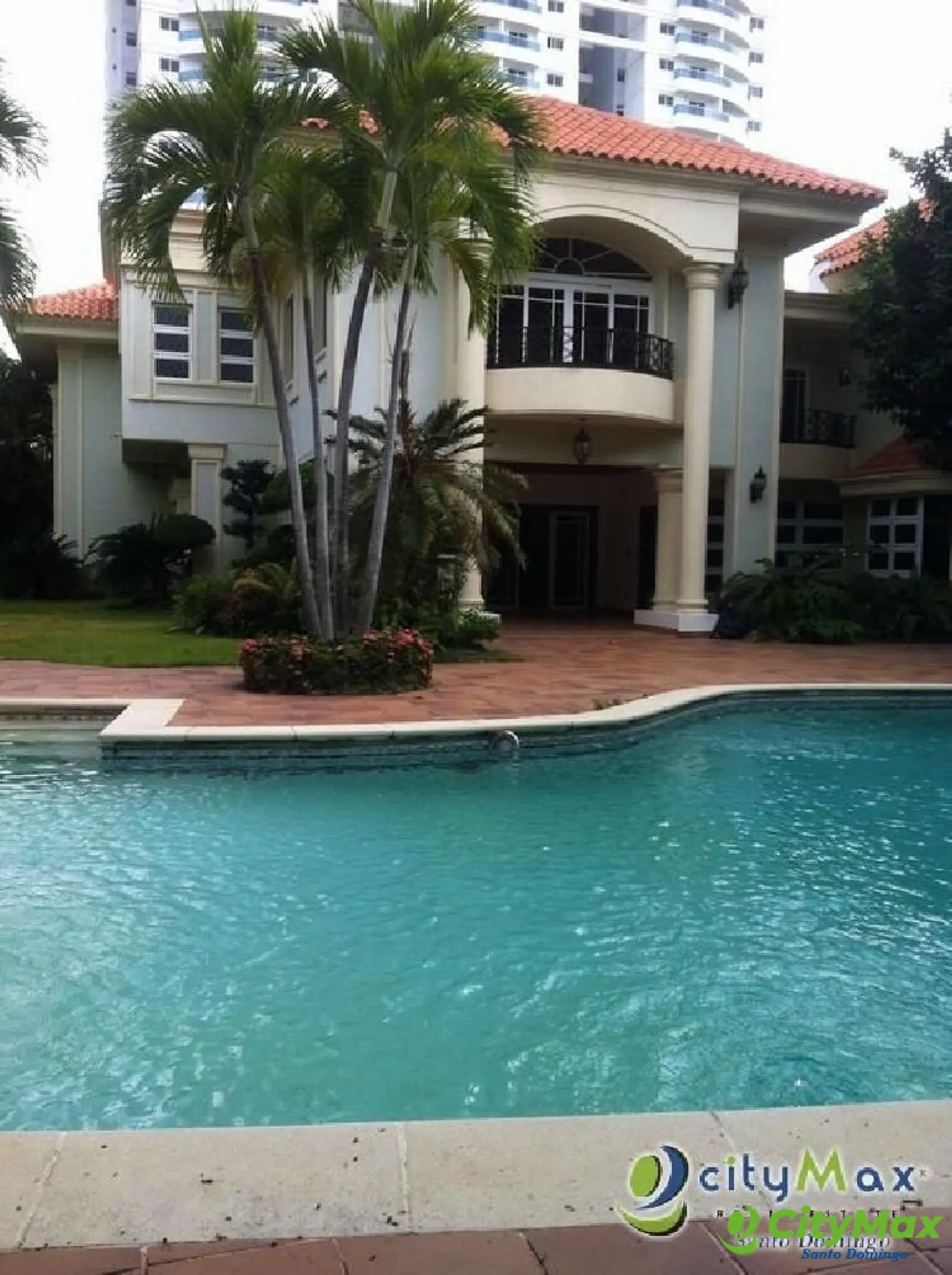 Hermosa Casa en Venta de 5 Hab en los Cacicazgos - foto 1