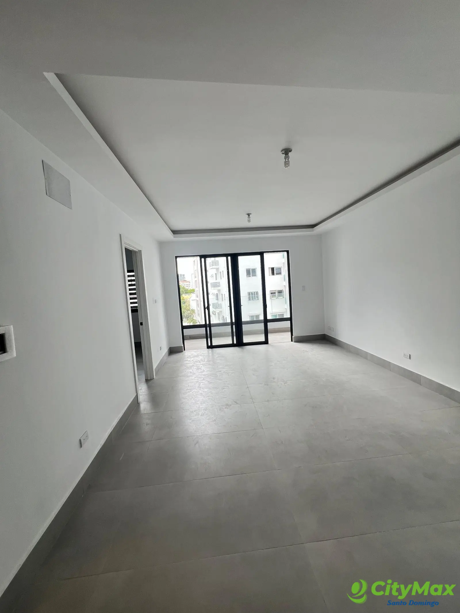 Apartamento en Venta en Torre de Lujo Evaristo Morales - foto 1