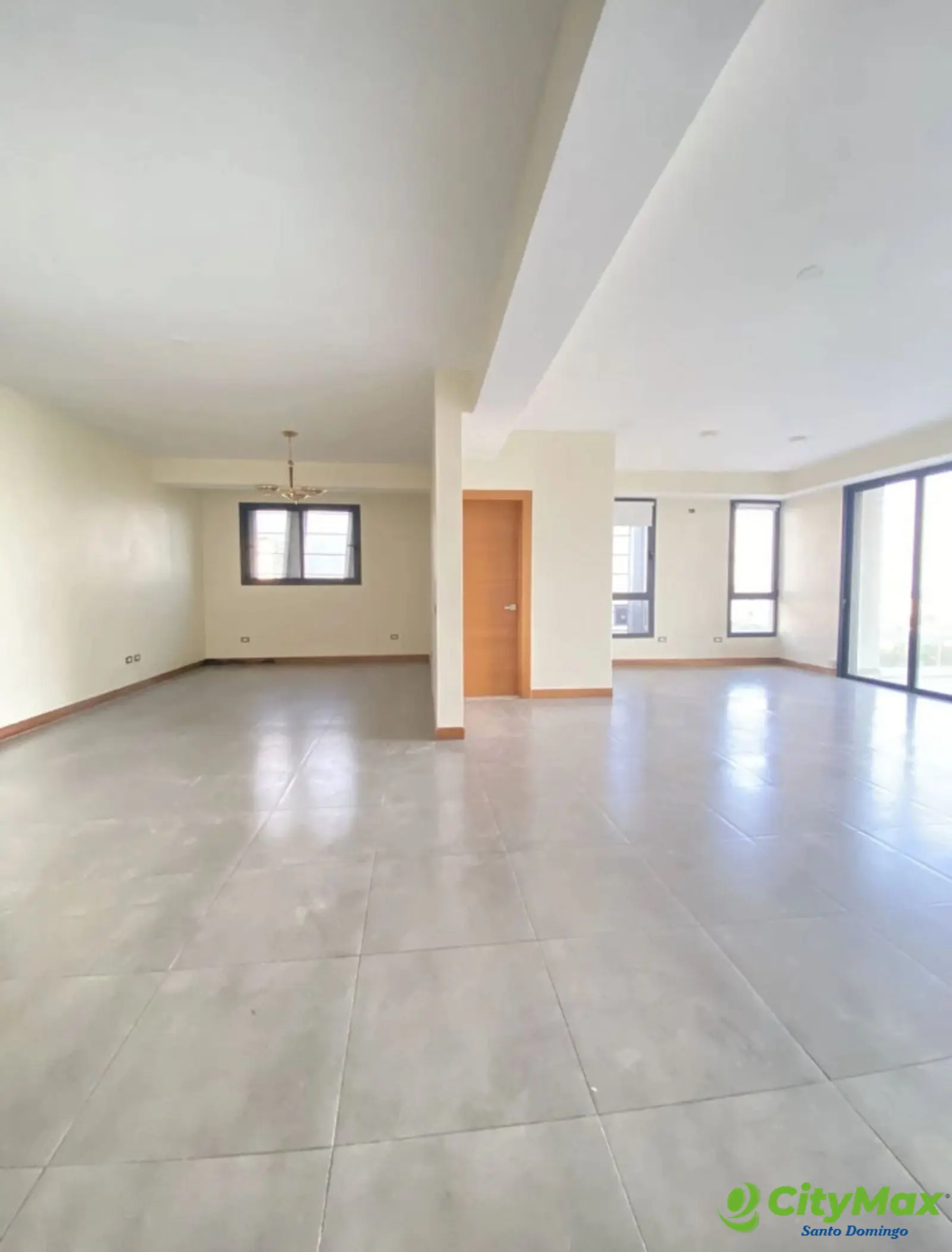 Apartamento en venta en Bella Vista Frente al Mirador - foto 1