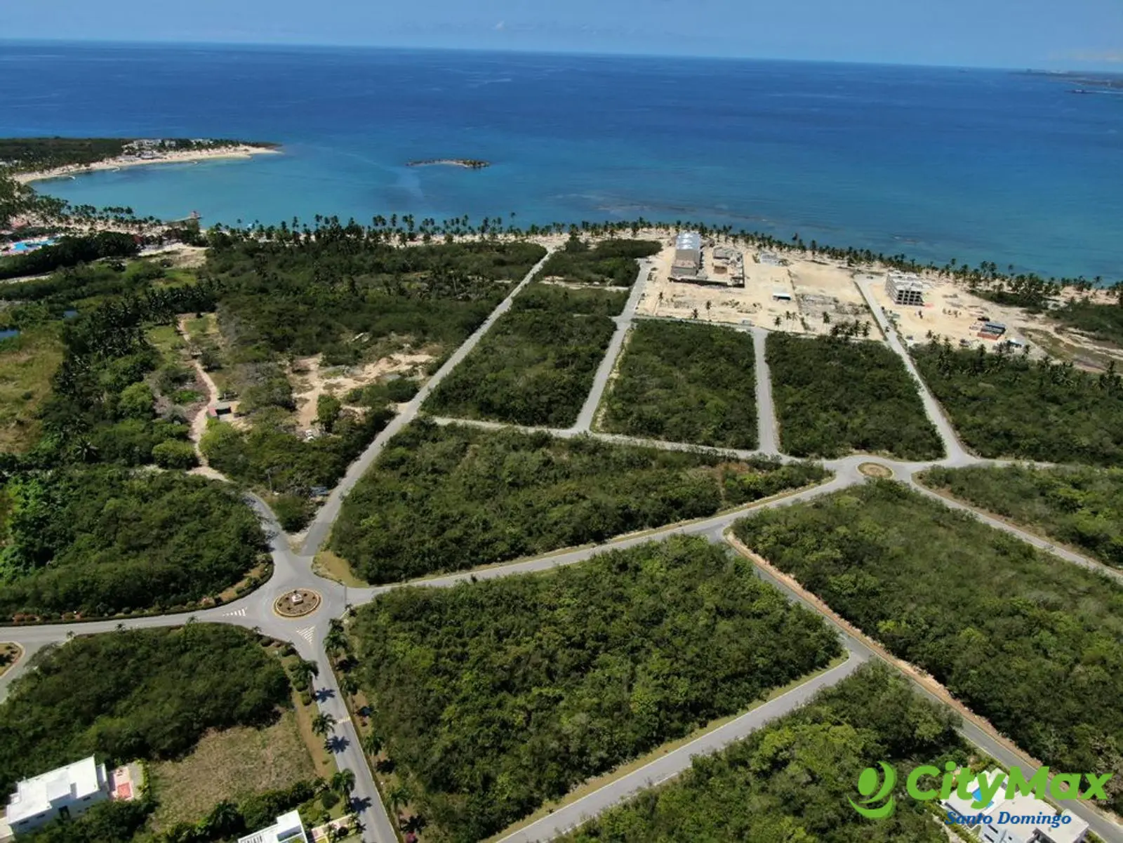 Solar en Venta para proyecto en Playa Nueva Romana  - foto 1