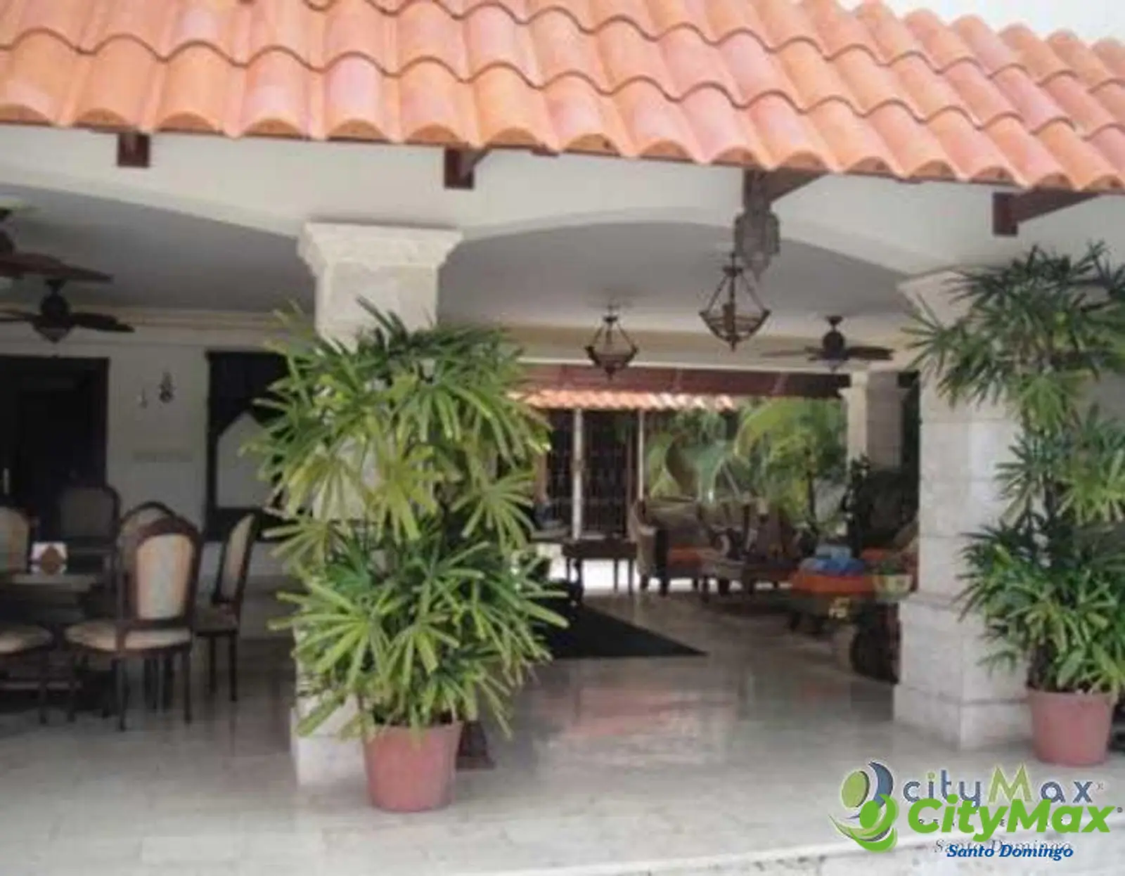Casa de 4 Habitaciones en Renta y Venta, Arroyo Hondo - foto 1