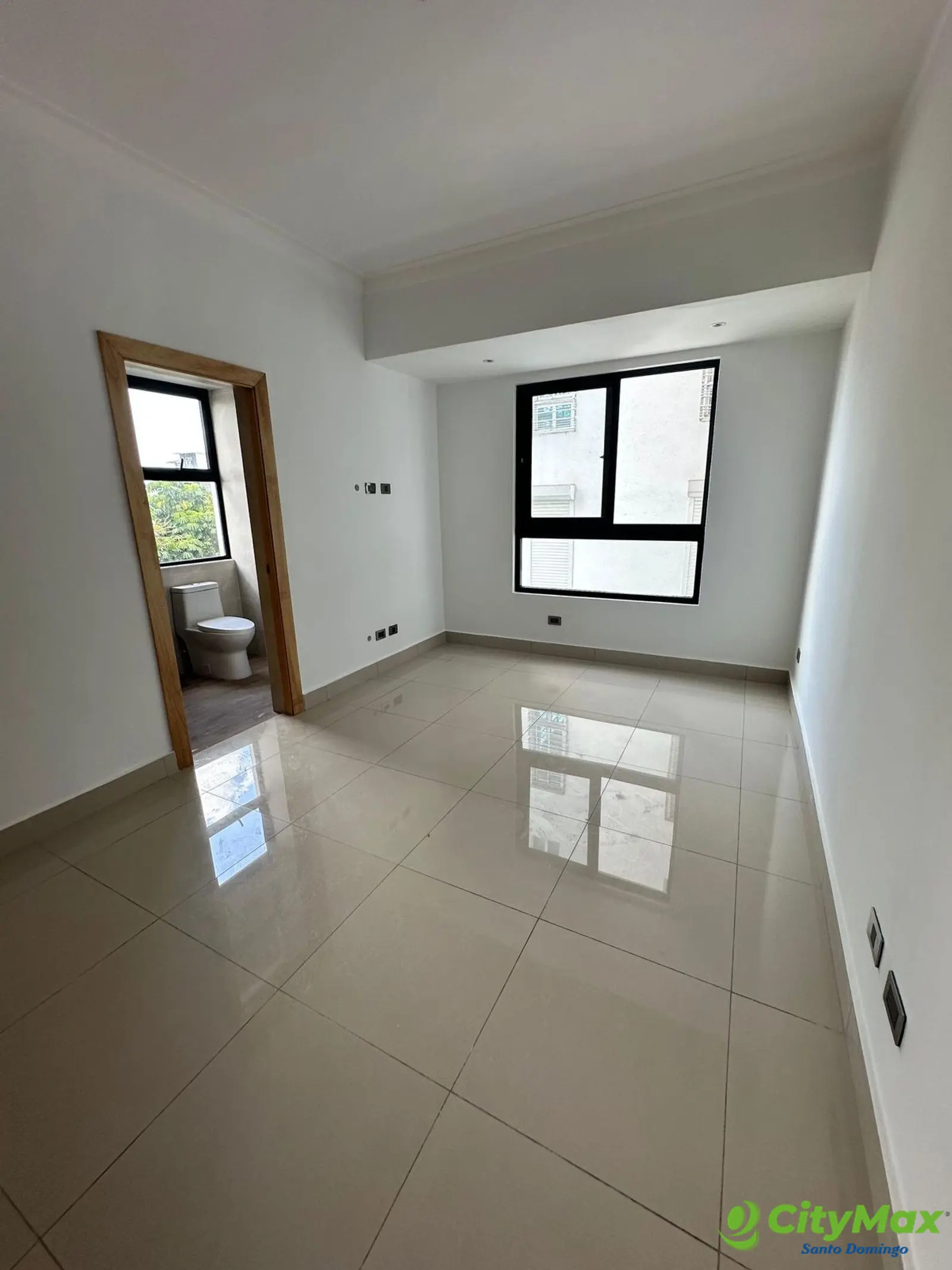 Apartamento en Renta con Linea Blanca en Renacimiento - foto 1