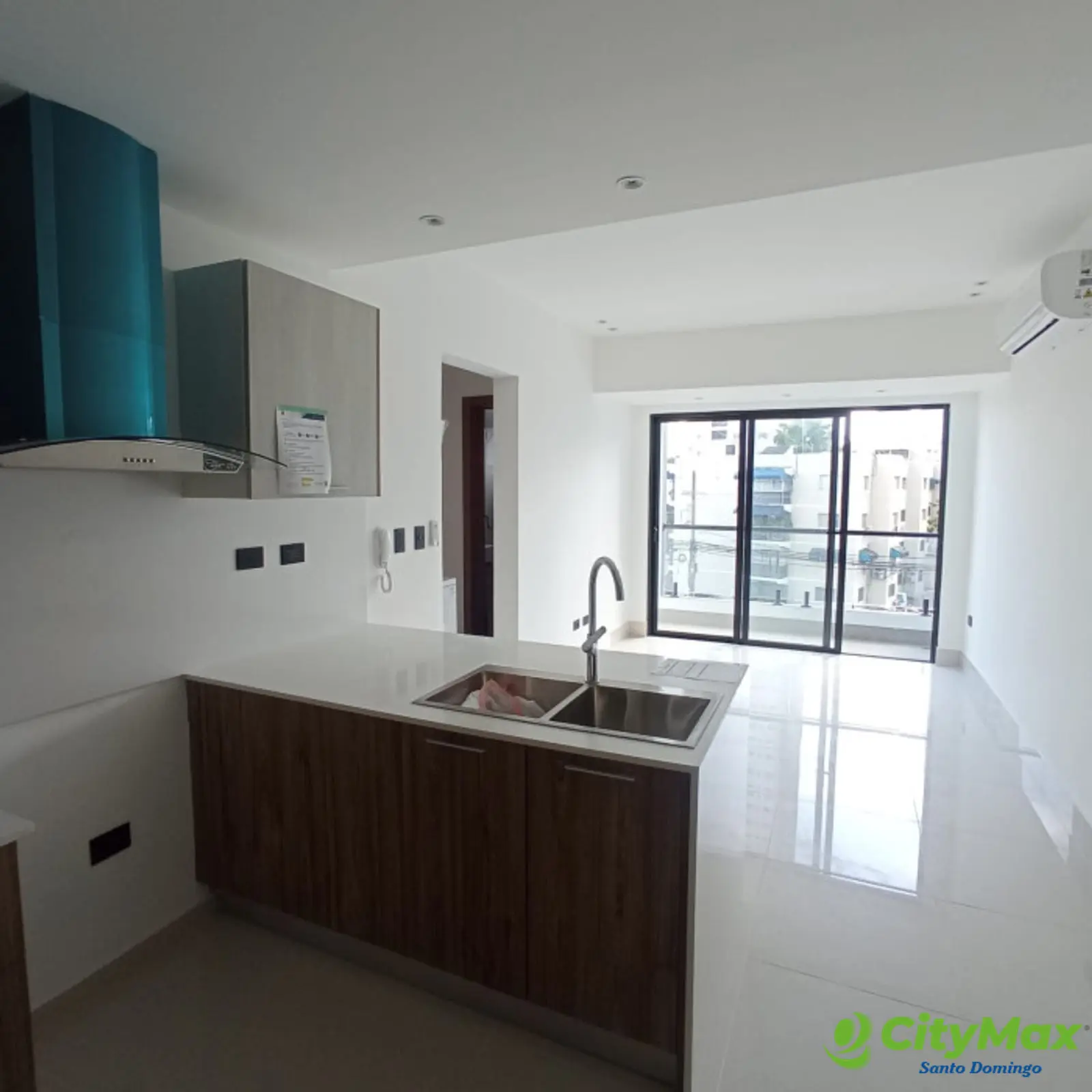 Apartamento en alquiler con linea Blanca en Serralles. - foto 1