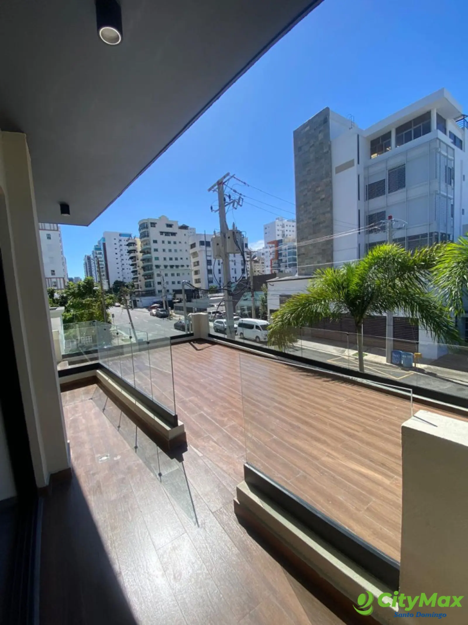 Apartamento en alquiler con terraza privada en el Naco - foto 1