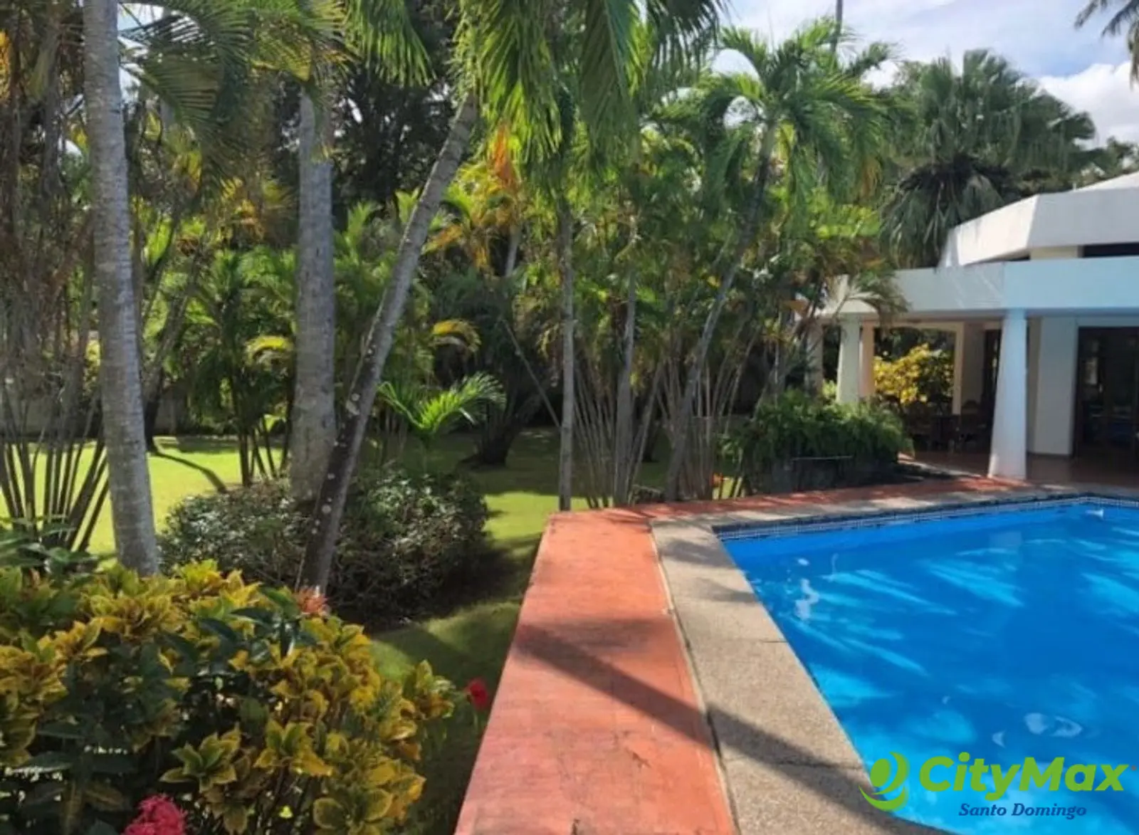 Casa en Alquiler con Piscina frente al Mar en Barahona - foto 1