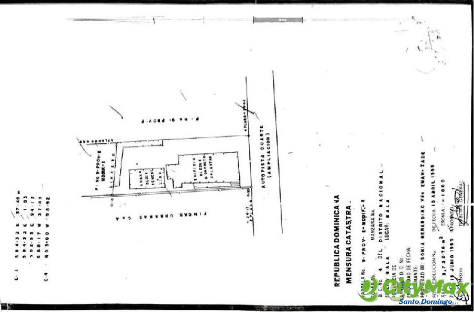 Amplio Terreno en Av. J. F. Kennedy / Venta - foto 1