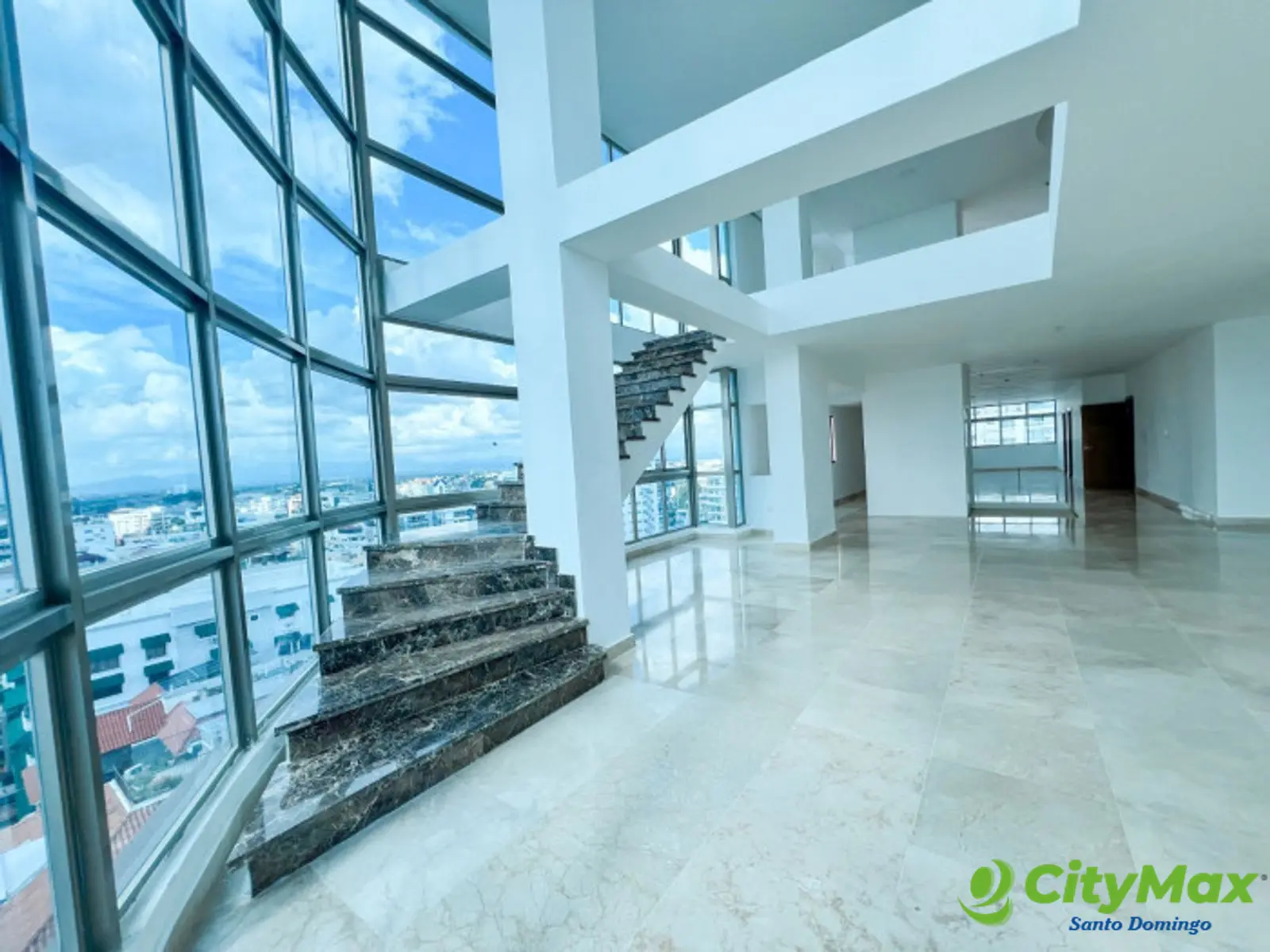 Penthuose nuevo en Urbanización Real en Venta - foto 1