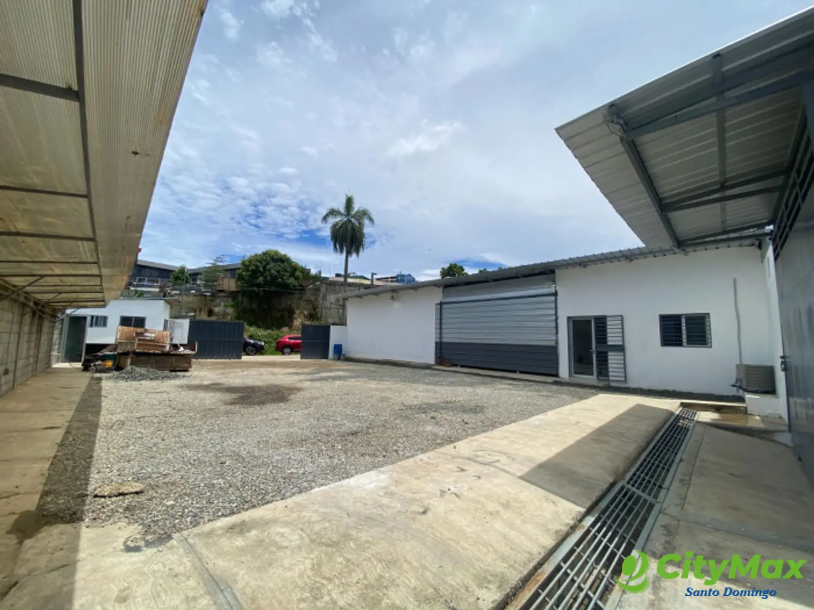 Nave Industrial En Alquiler,  Autopista Duarte, KM 14. - foto 1
