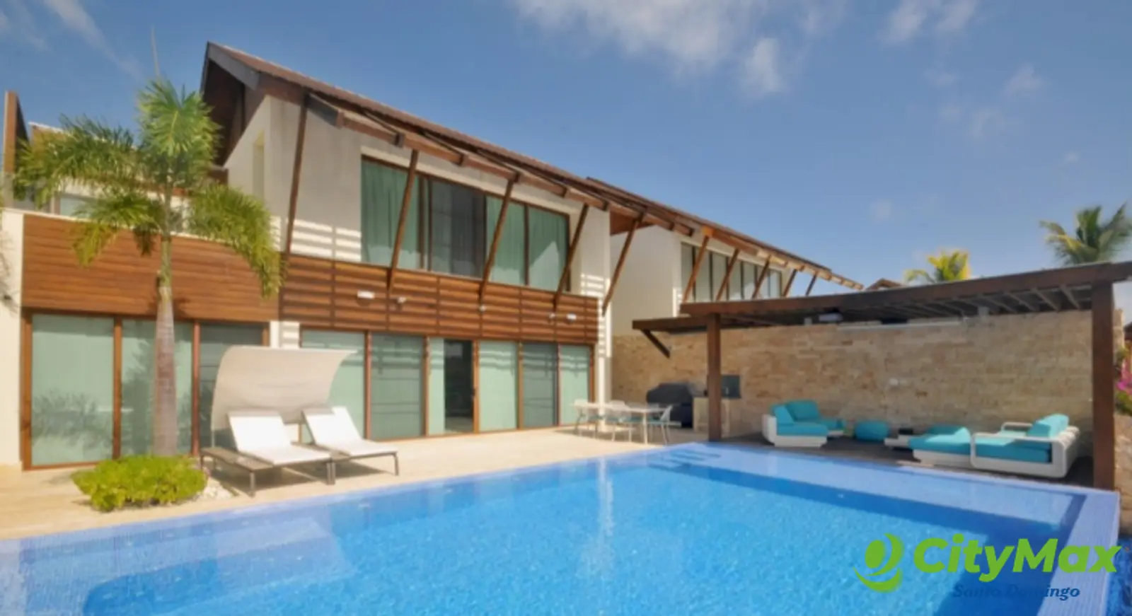 Villa amueblada en venta frente a la Marina  Cap Cana  - foto 1