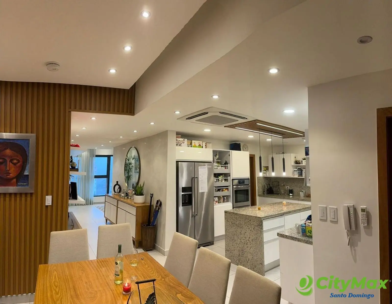 Penthouse en Venta de 2 Niveles en Urbanización Real - foto 1