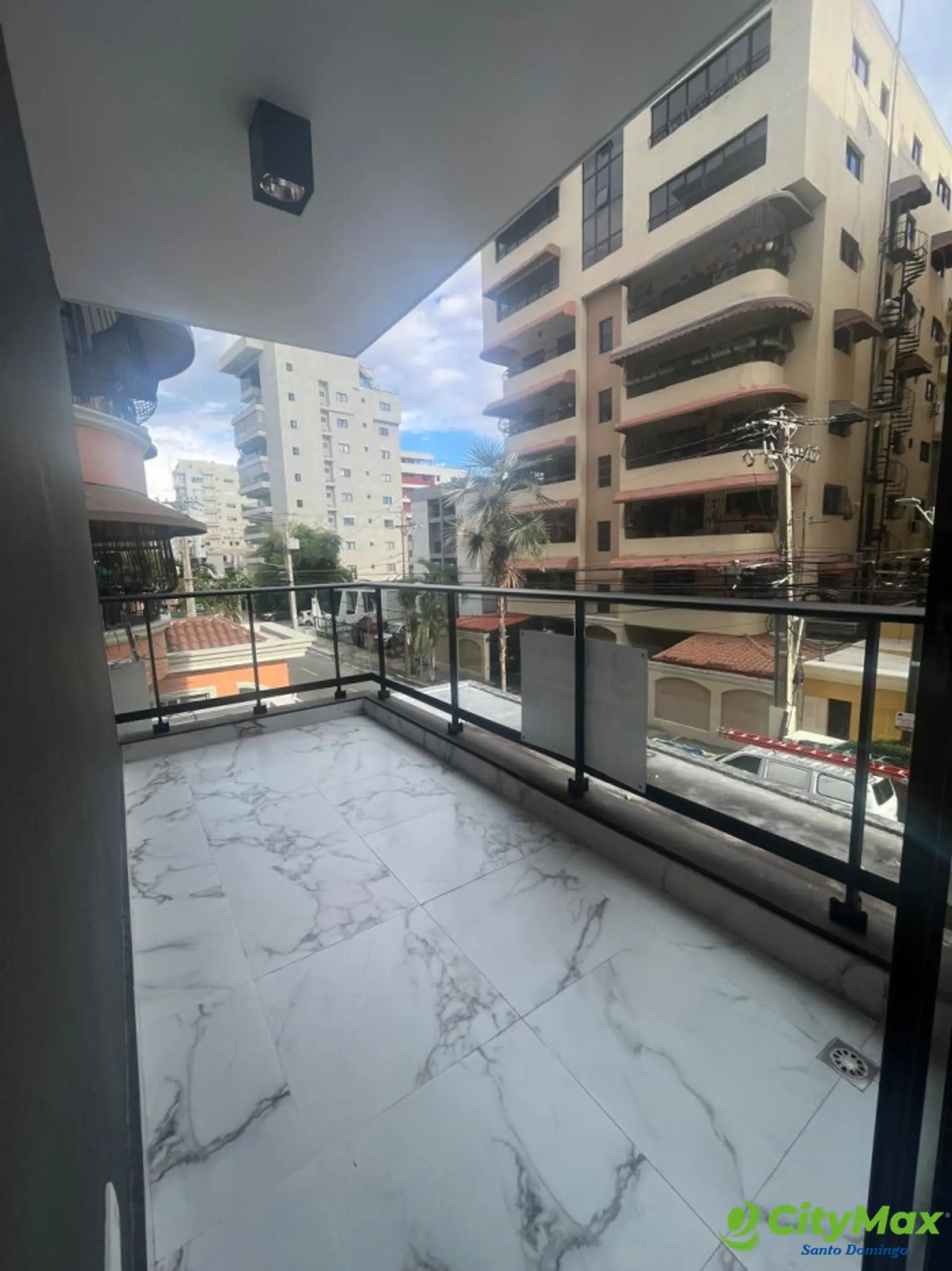 Alquilo apartamento amueblado en Bella Vista - foto 1