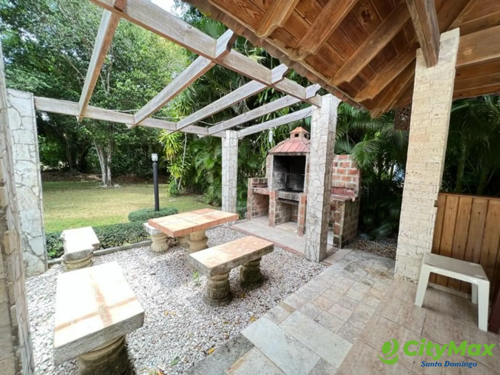 Villa amueblada en alquiler y venta  en Juan Dolio  - foto 8