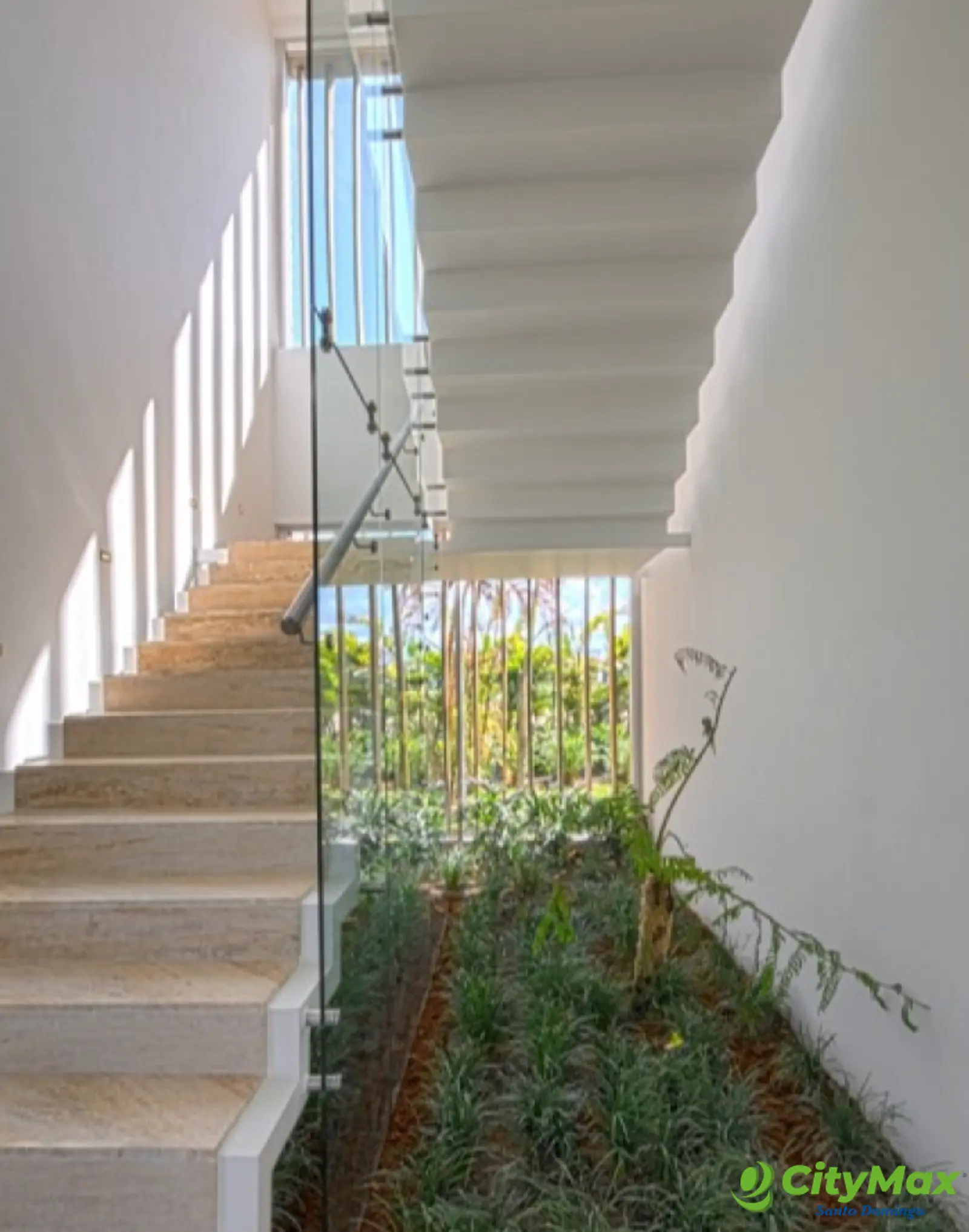 Villa en venta con vista al mar y la Marina de Cap Cana - foto 3