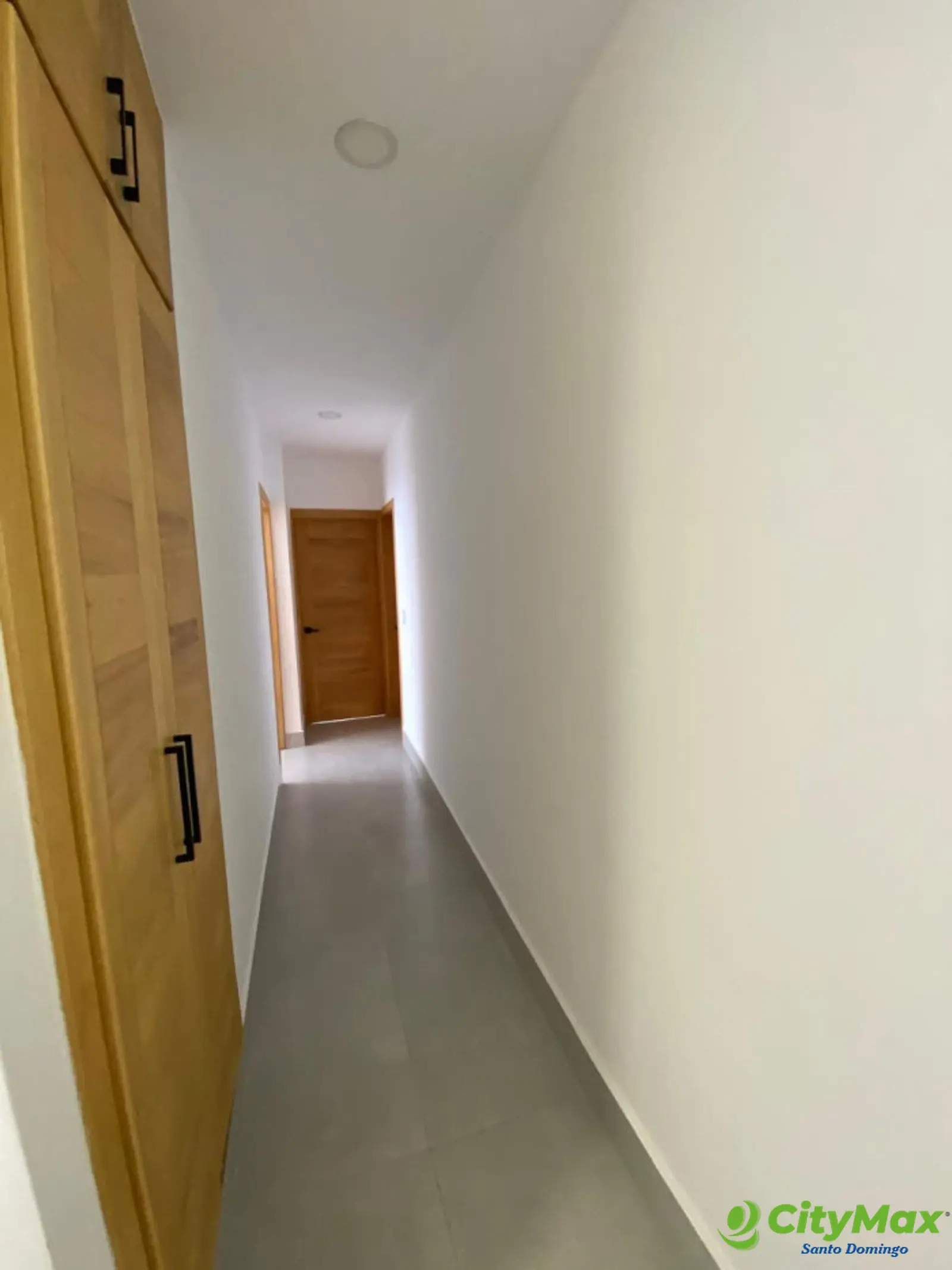 Penthouse Nuevo Amueblado en Venta en Evaristo Morales - foto 9