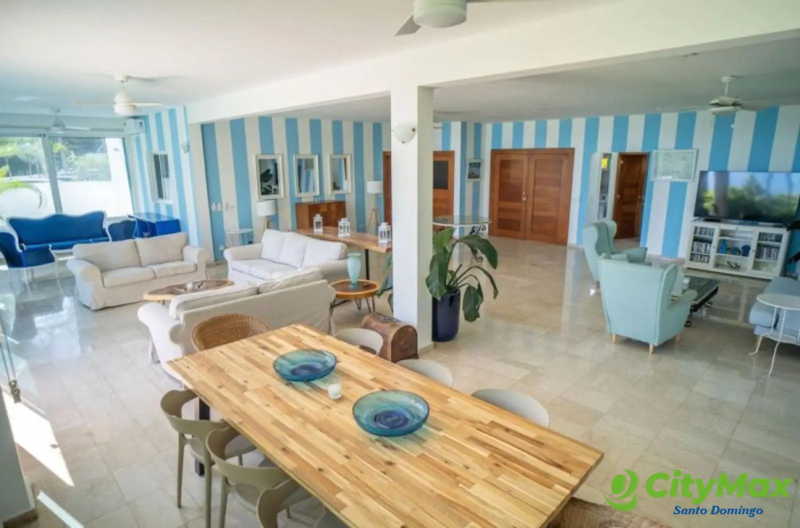 Villa en Venta en Primera Linea de Playa, Las Terrenas - foto 4