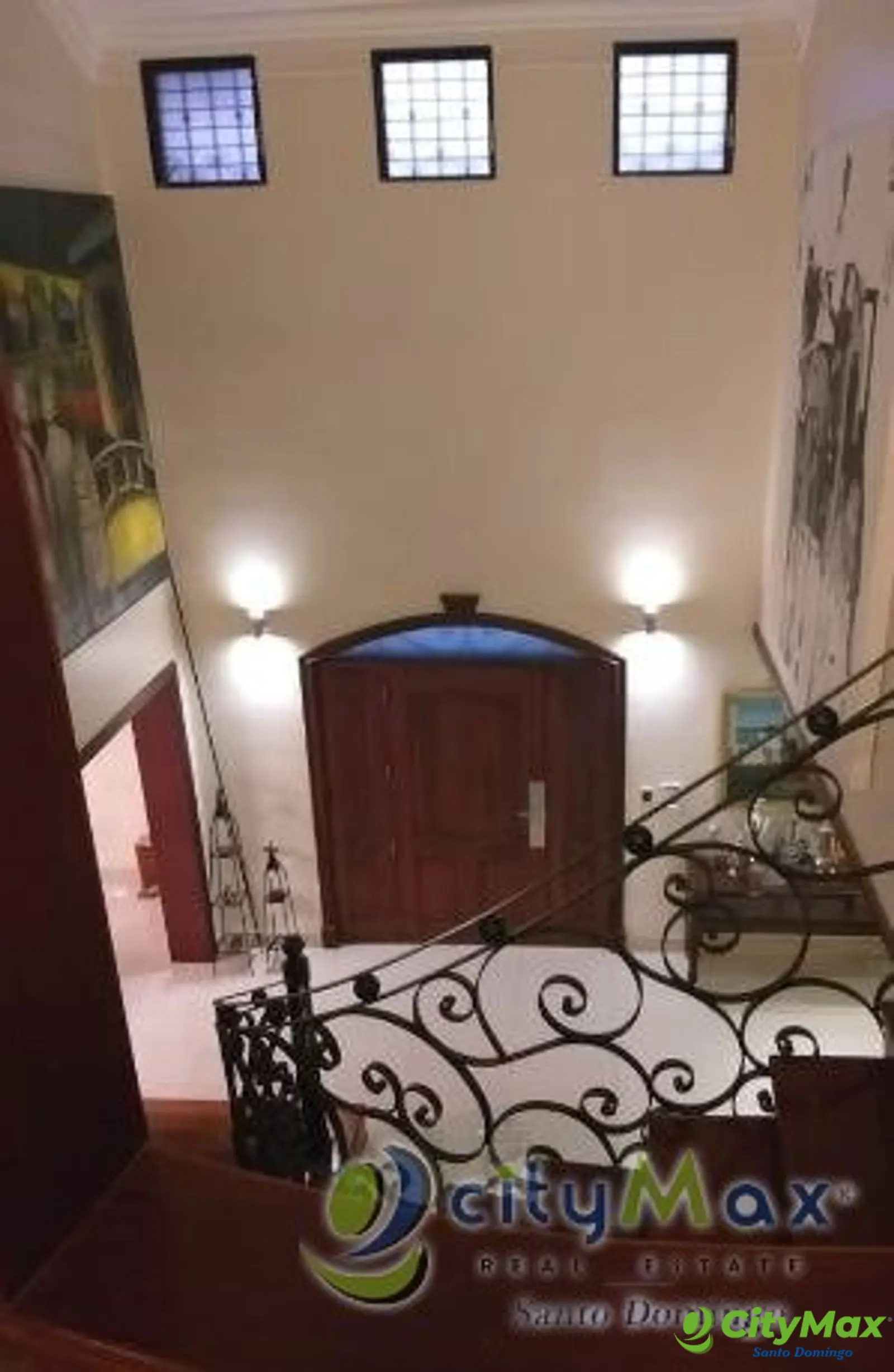 Casa de 3 Niveles en Venta en Laderas de Arroyo Hondo - foto 3