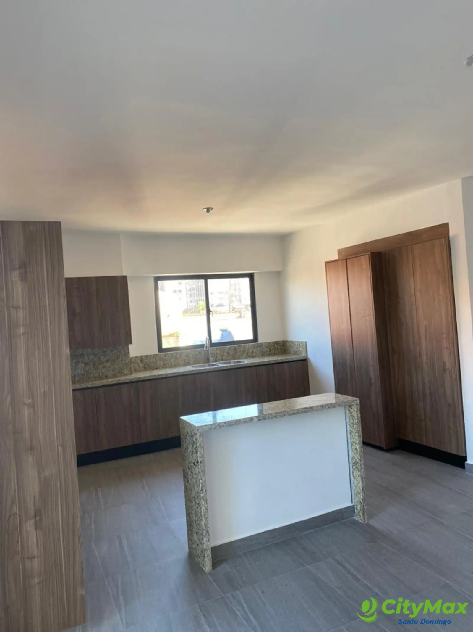 Apartamento en alquiler 1 hab mas estudio en el Naco - foto 7