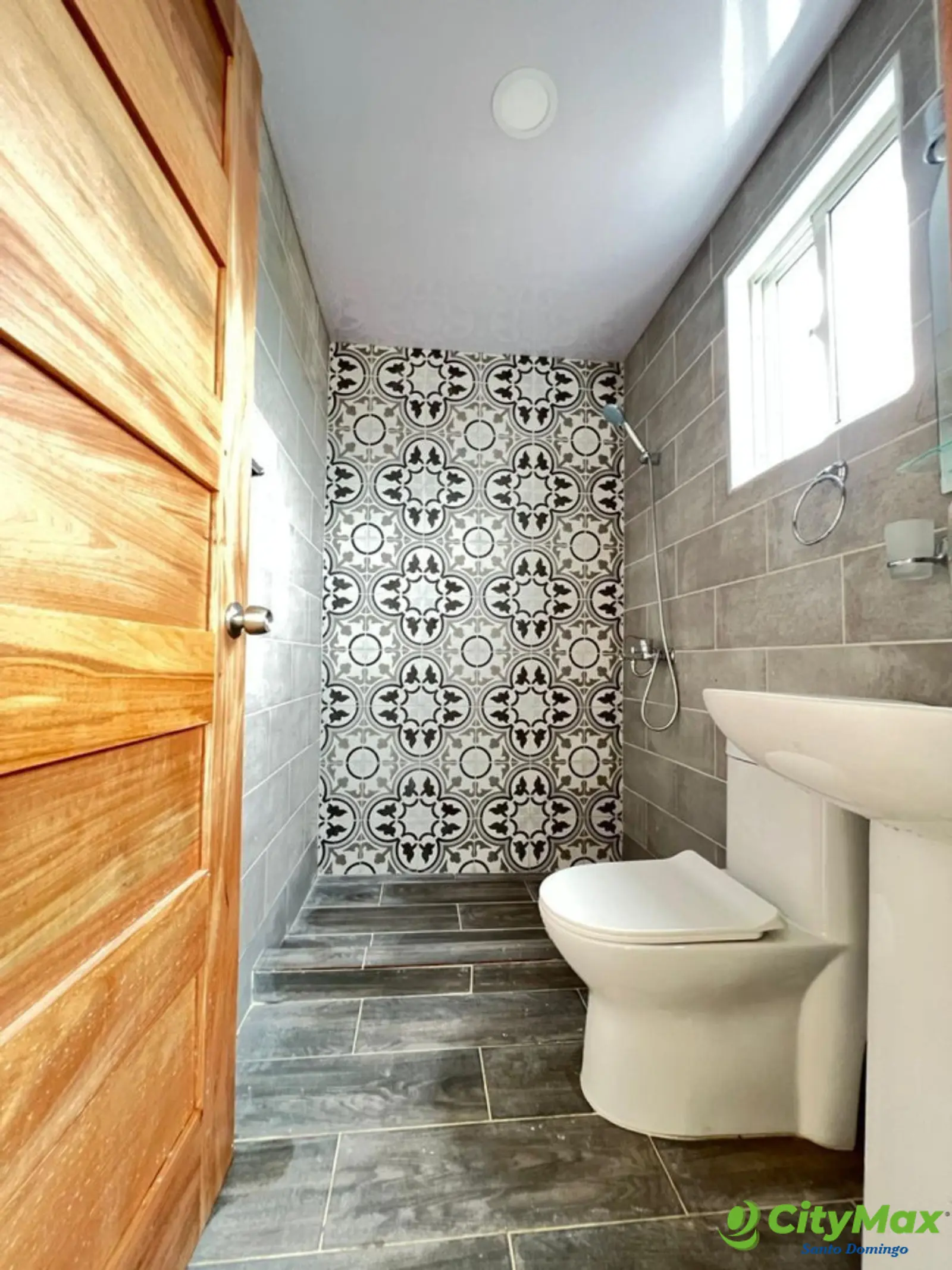 Apartamento en Venta de 3 Hab. Santo Domingo Este. - foto 22