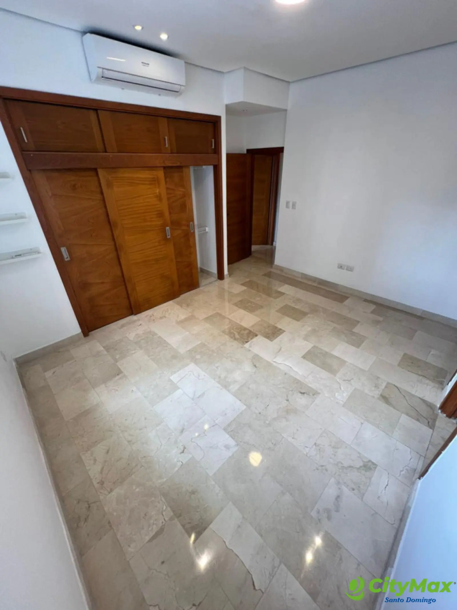 Apartamento en Venta en Naco 3 habitaciones  - foto 8