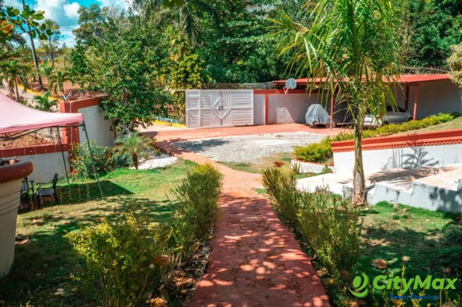 Villa Amueblada en Venta en Pedro Brand con piscina - foto 21