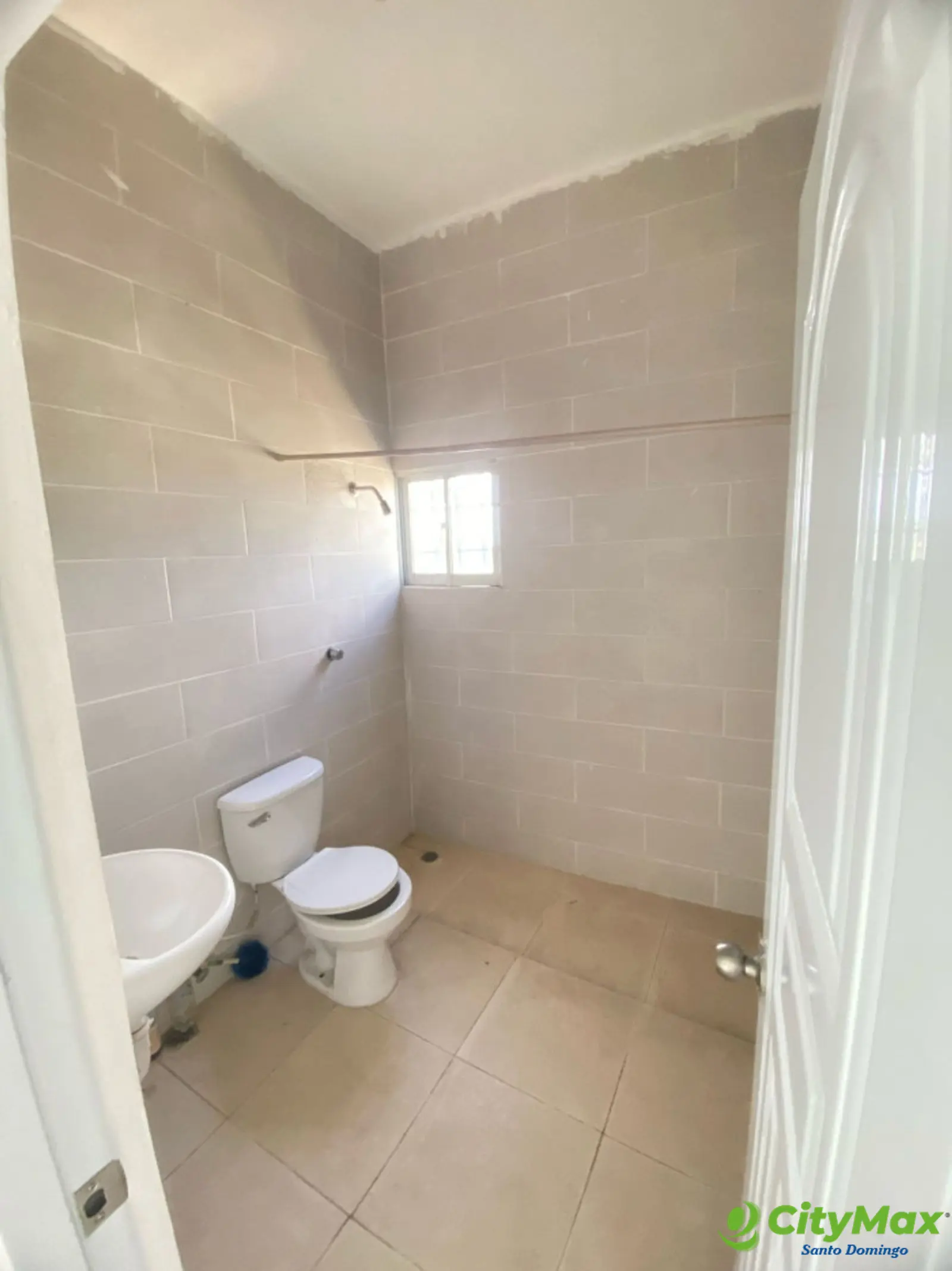 Apartamento en renta en la Marginal Las Americas - foto 5
