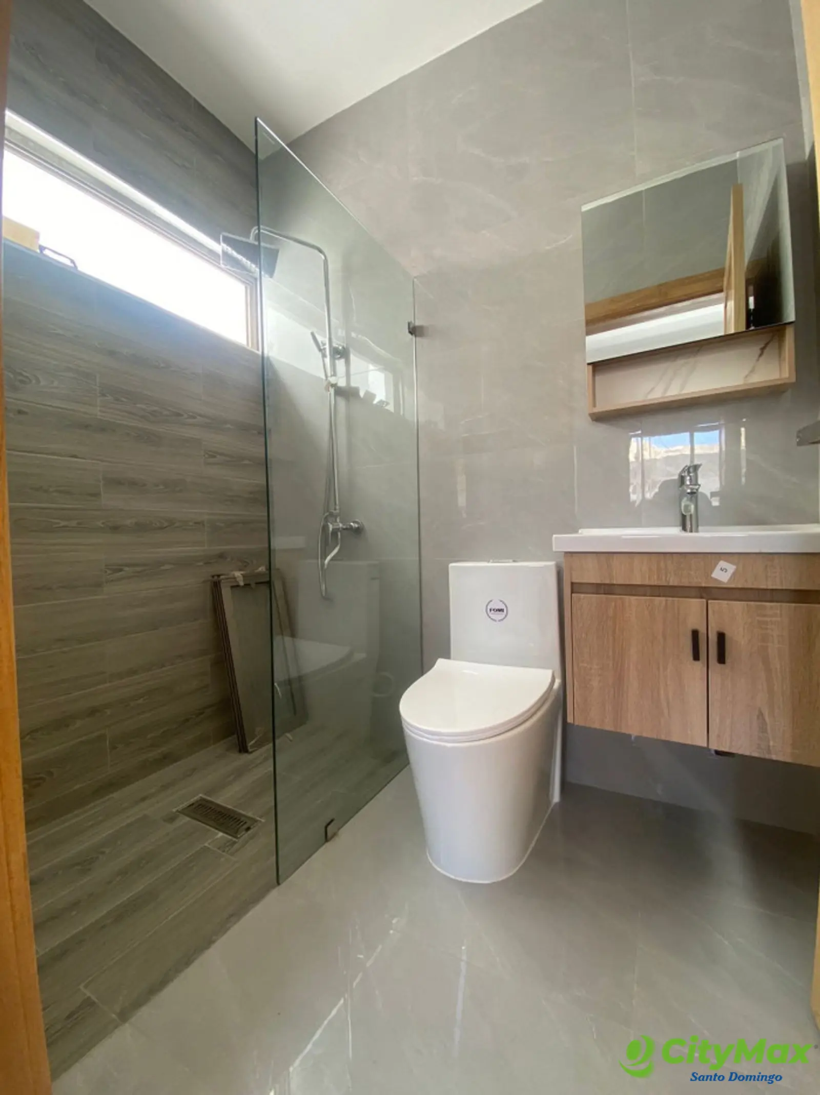 Casa en venta en Prado Oriental de 3 habitaciónes  - foto 2