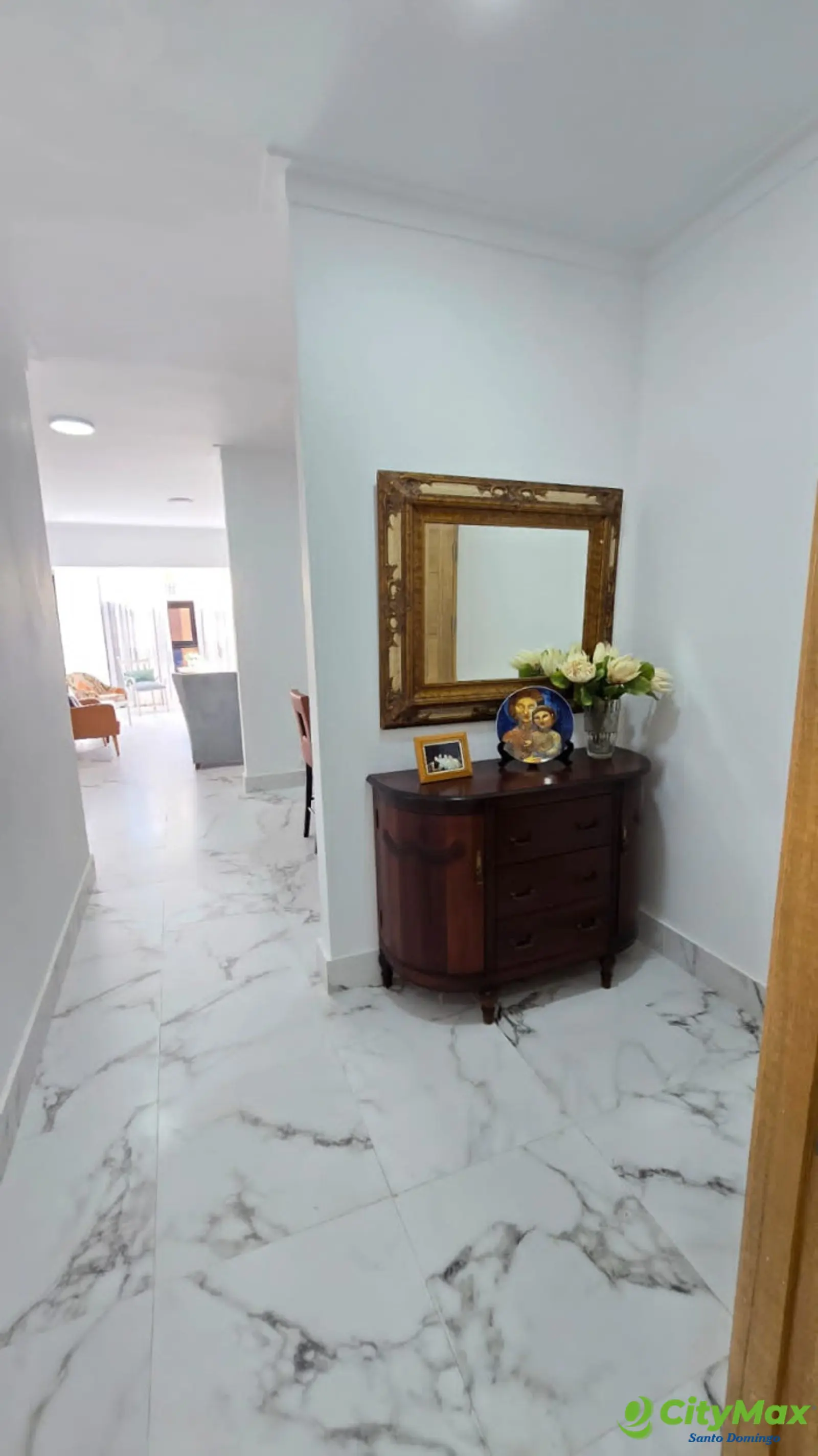 Apartamento en Venta de 3 Habitaciones en Bella Vista  - foto 2