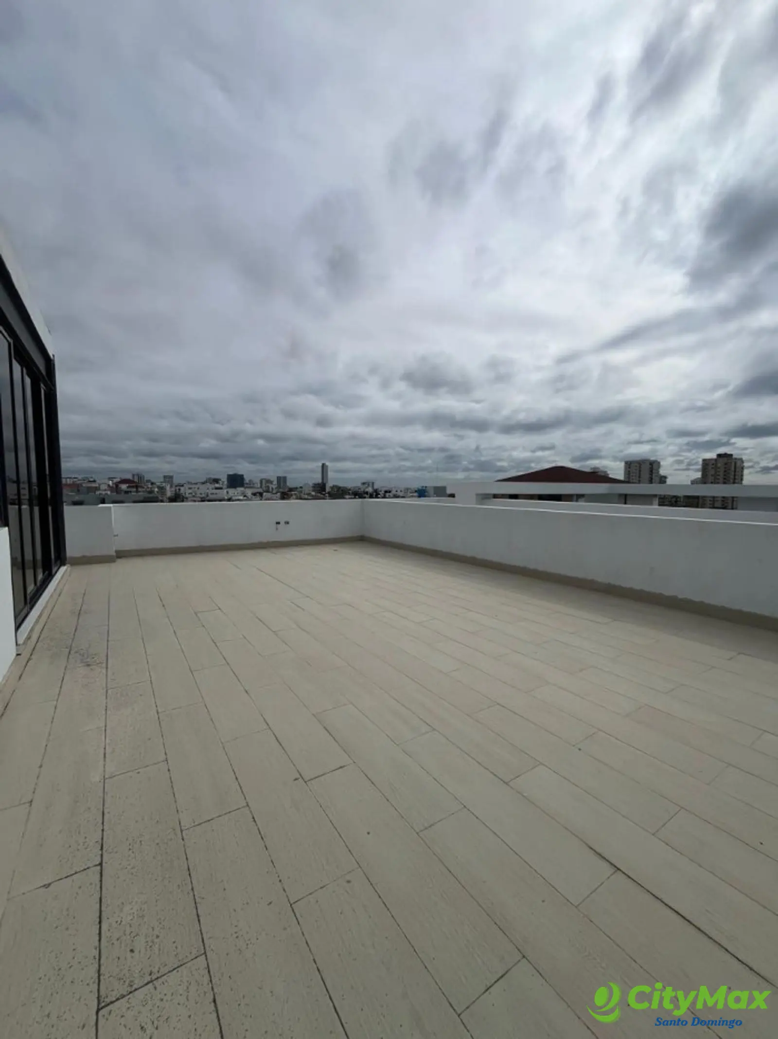 Penthouse en Venta en Renacimiento de 2 Habitaciones - foto 20
