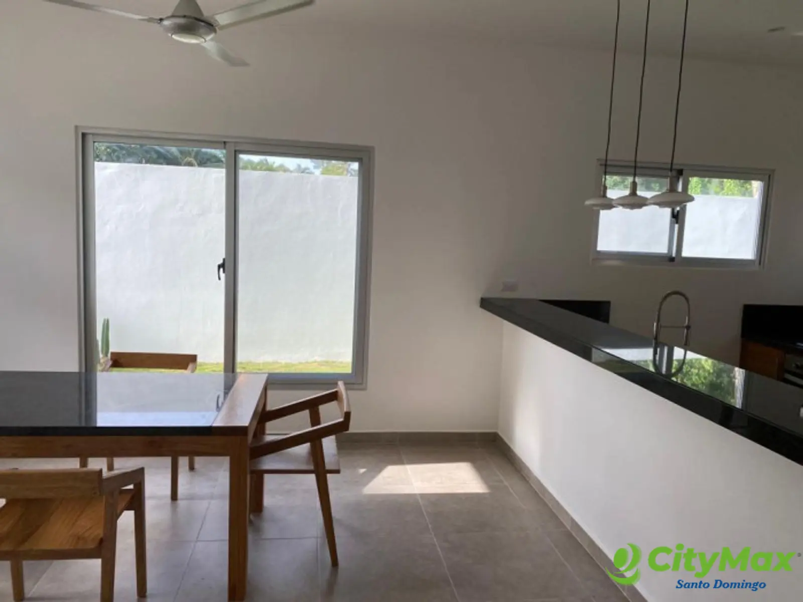 Villa en Venta en Playa Las Terrenas con Linea Blanca - foto 3