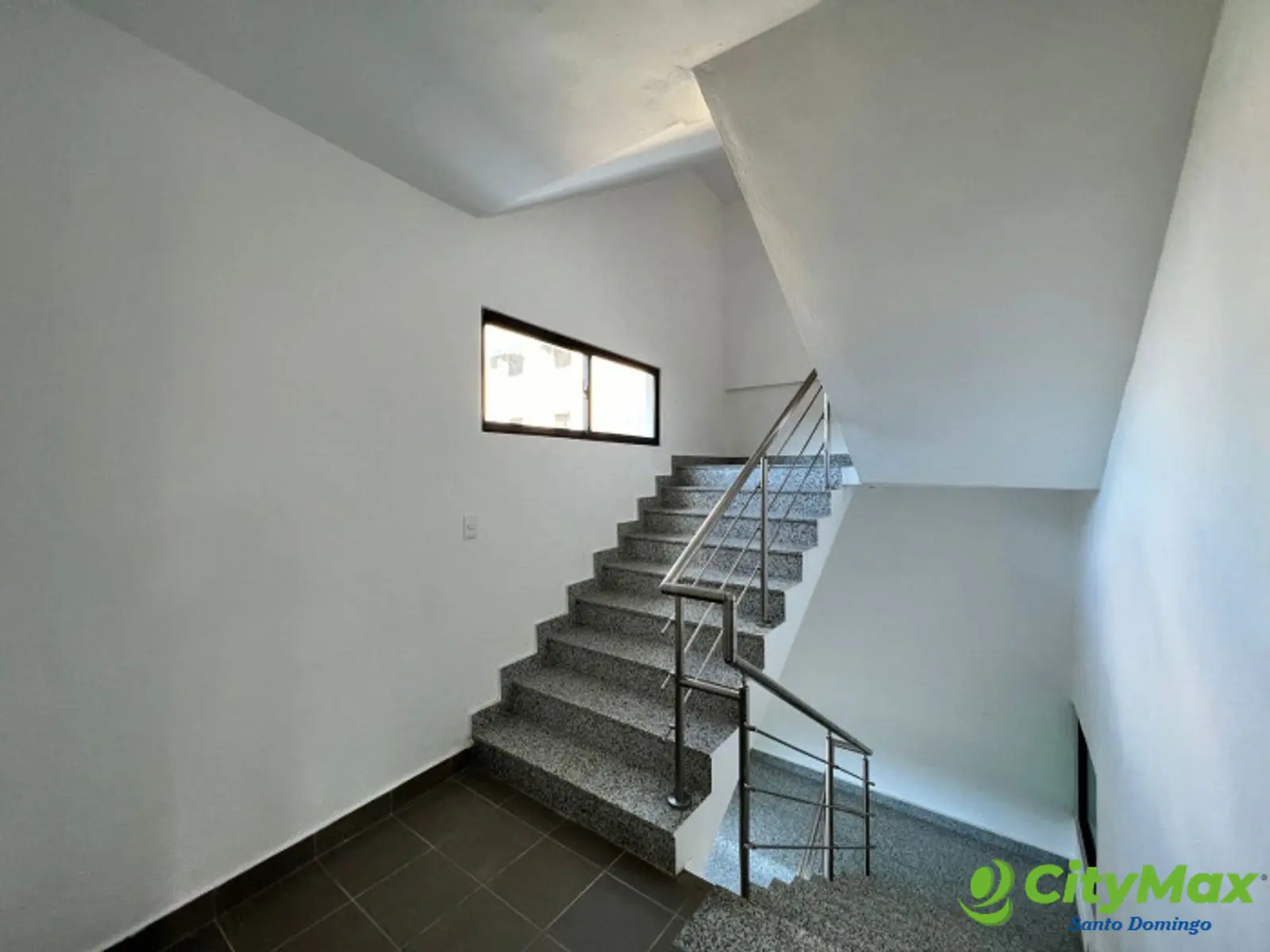 Local Comercial en Venta y Alquiler en Alma Rosa II - foto 12