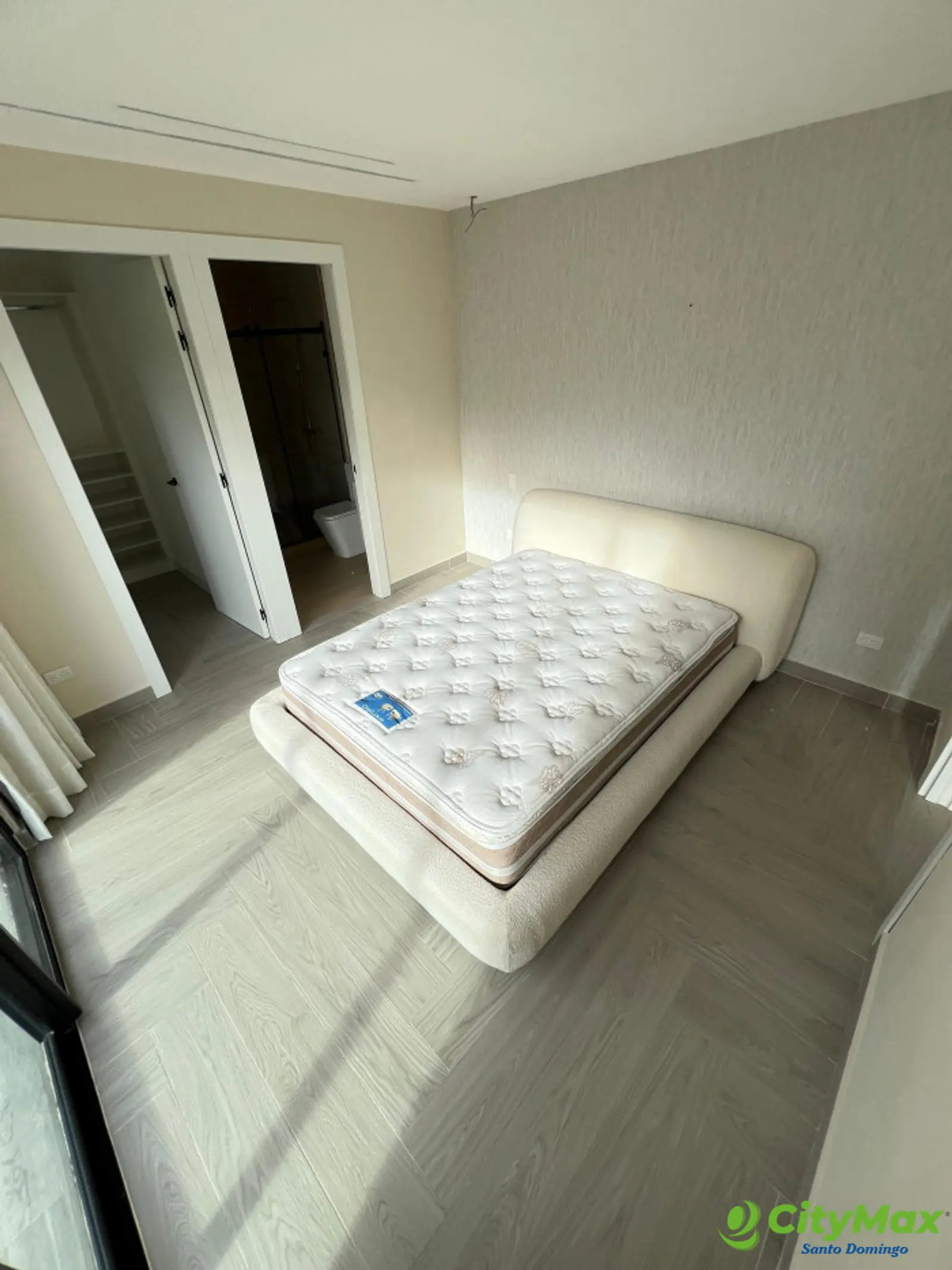 Apartamento en Alquiler y Venta en Naco  - foto 6