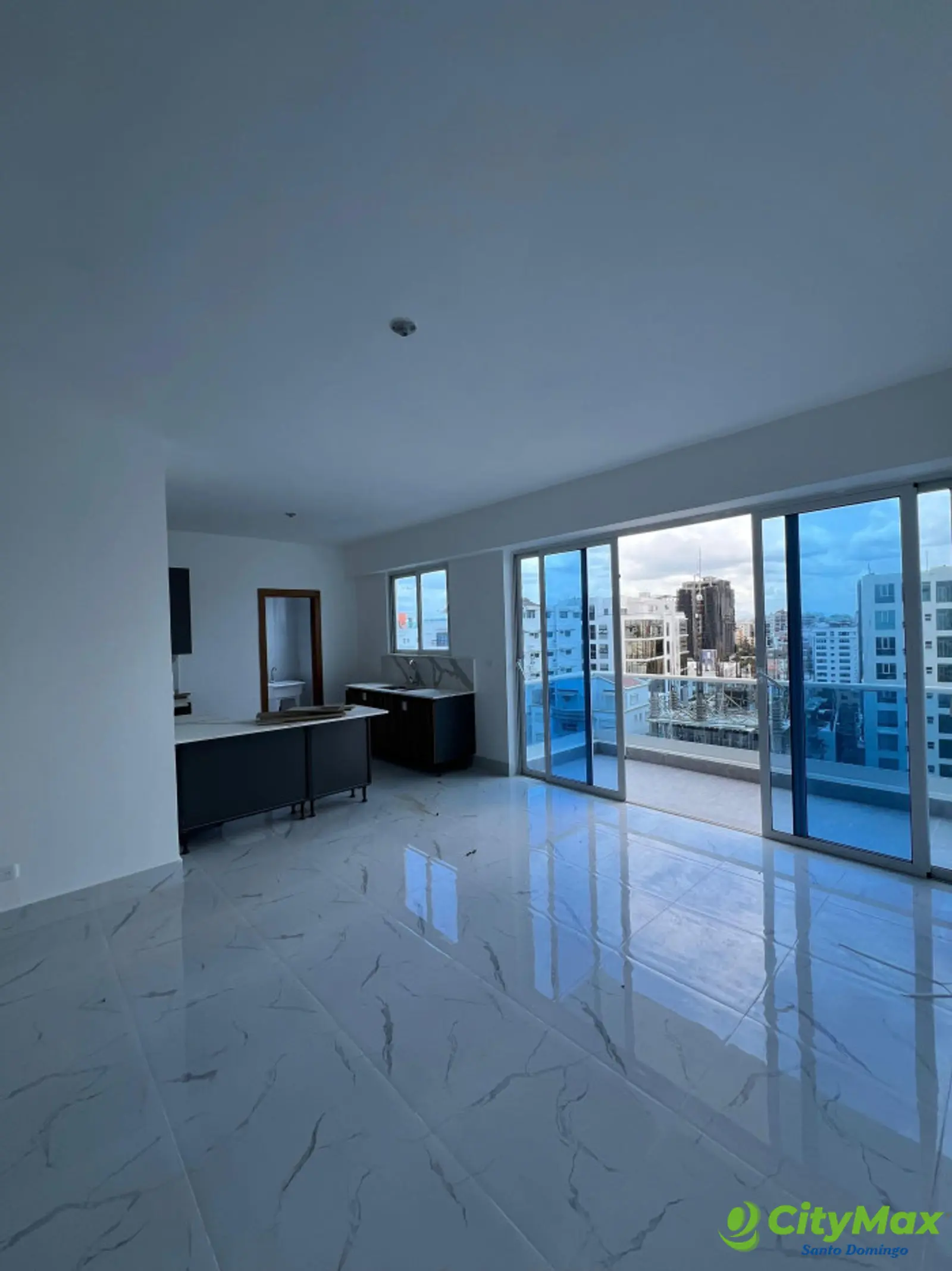 Apartamento en Venta en Torre de lujo en la Sarasota - foto 3