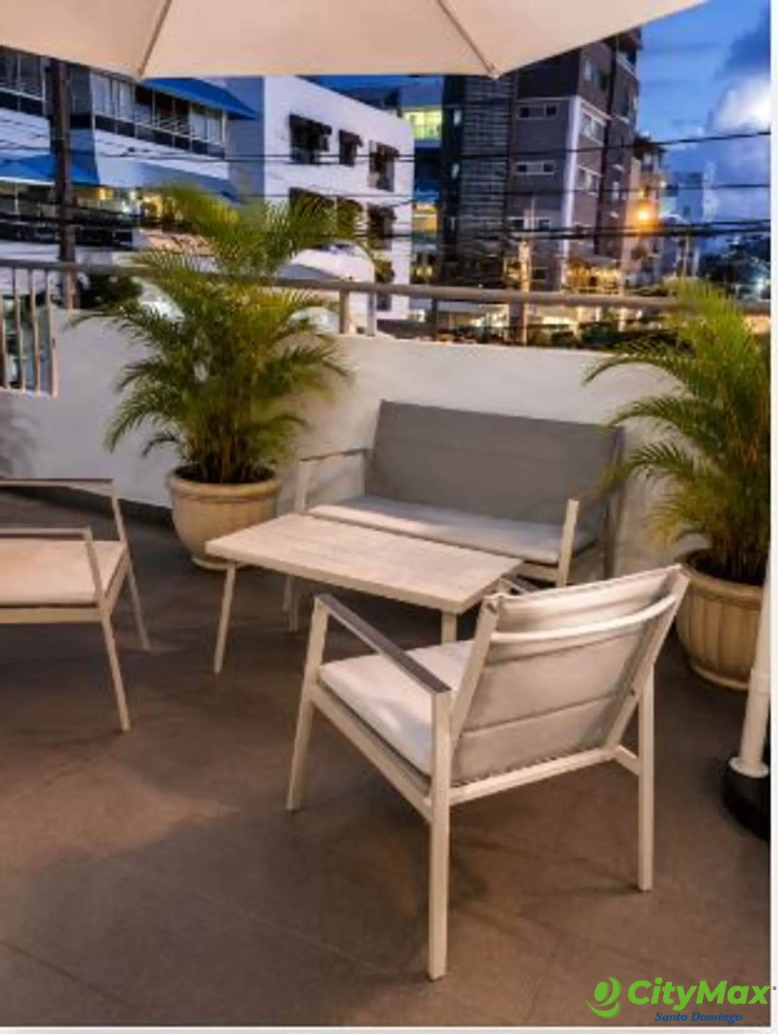 Apartamento con Terraza en Alquiler En Mirador Norte - foto 2