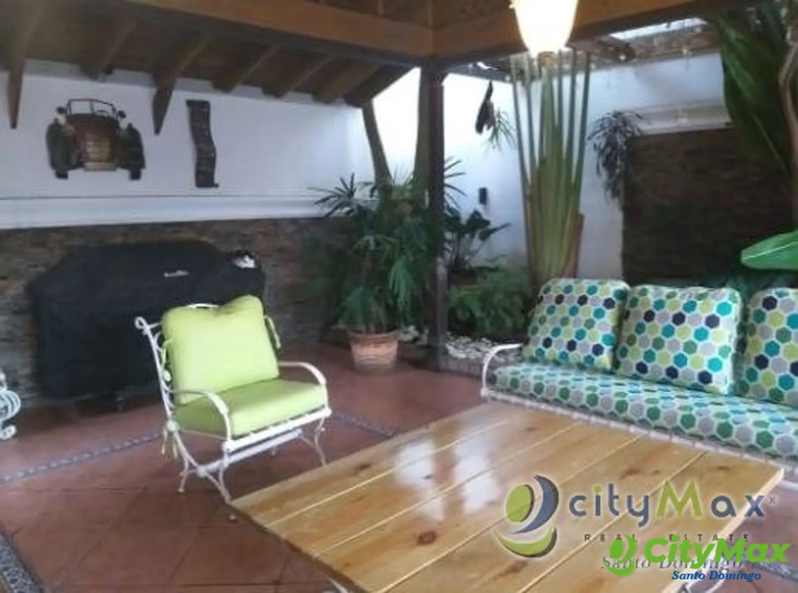 Casa de 3 Niveles en Venta en Laderas de Arroyo Hondo - foto 6
