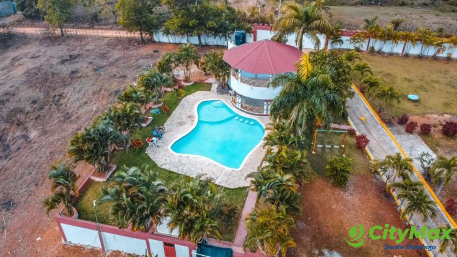 Villa Amueblada en Venta en Pedro Brand con piscina - foto 16
